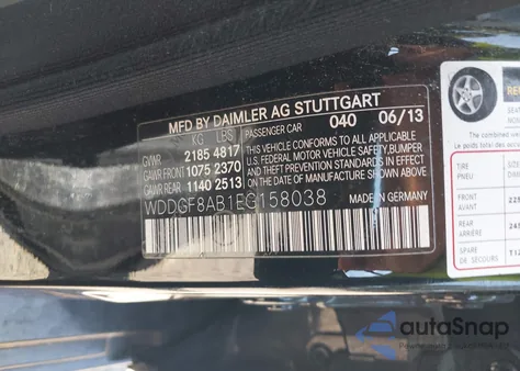 2014 Mercedes-Benz C 300 z USA, uszkodzony, nr VIN WDDGF8AB1EG158038